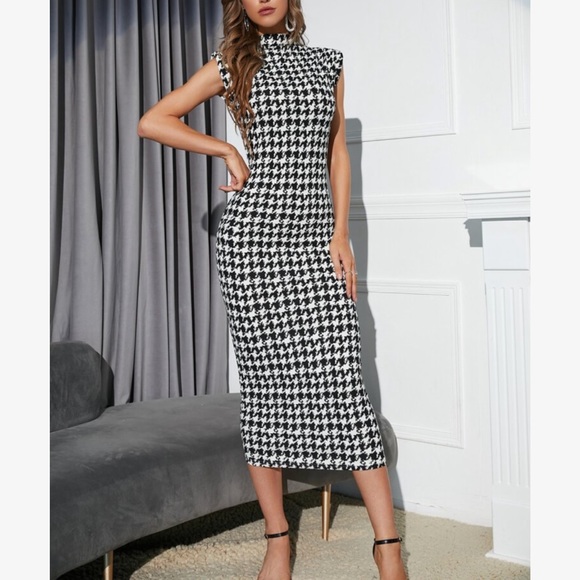 Classic Houndstooth Padded Shoulder Mock Neck Bodycon Dress - Picture 6 of 14